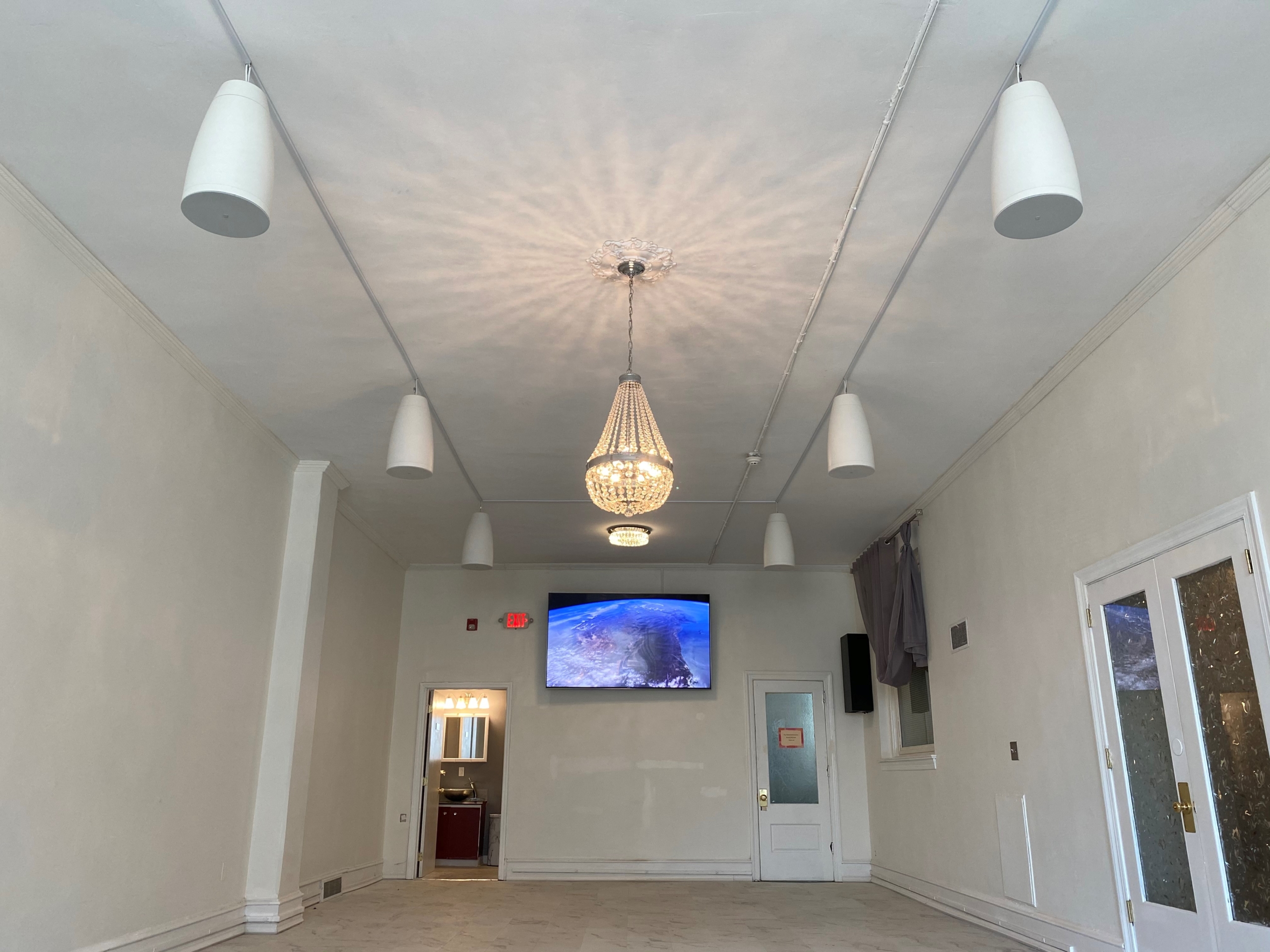 MOSS BALL ROOM1